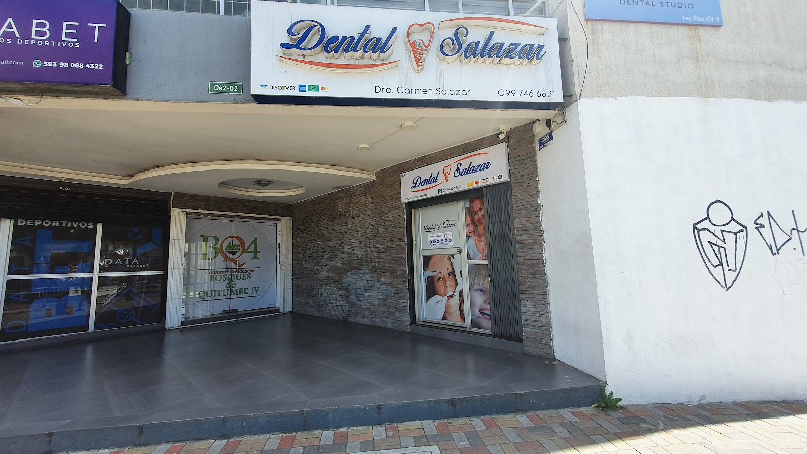Equipo de Clinica Dental Salazar Quitumbe